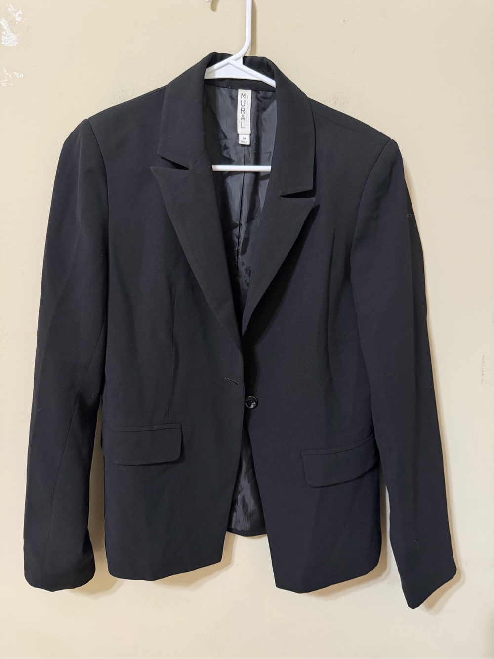Mural Black Single-Button Women's Blazer lightweight classic medium career euc
